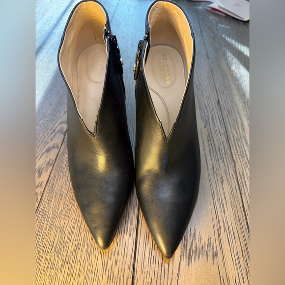 Cole Haan Women's Viana 75 Pointed Shooties - Picture 2 of 10